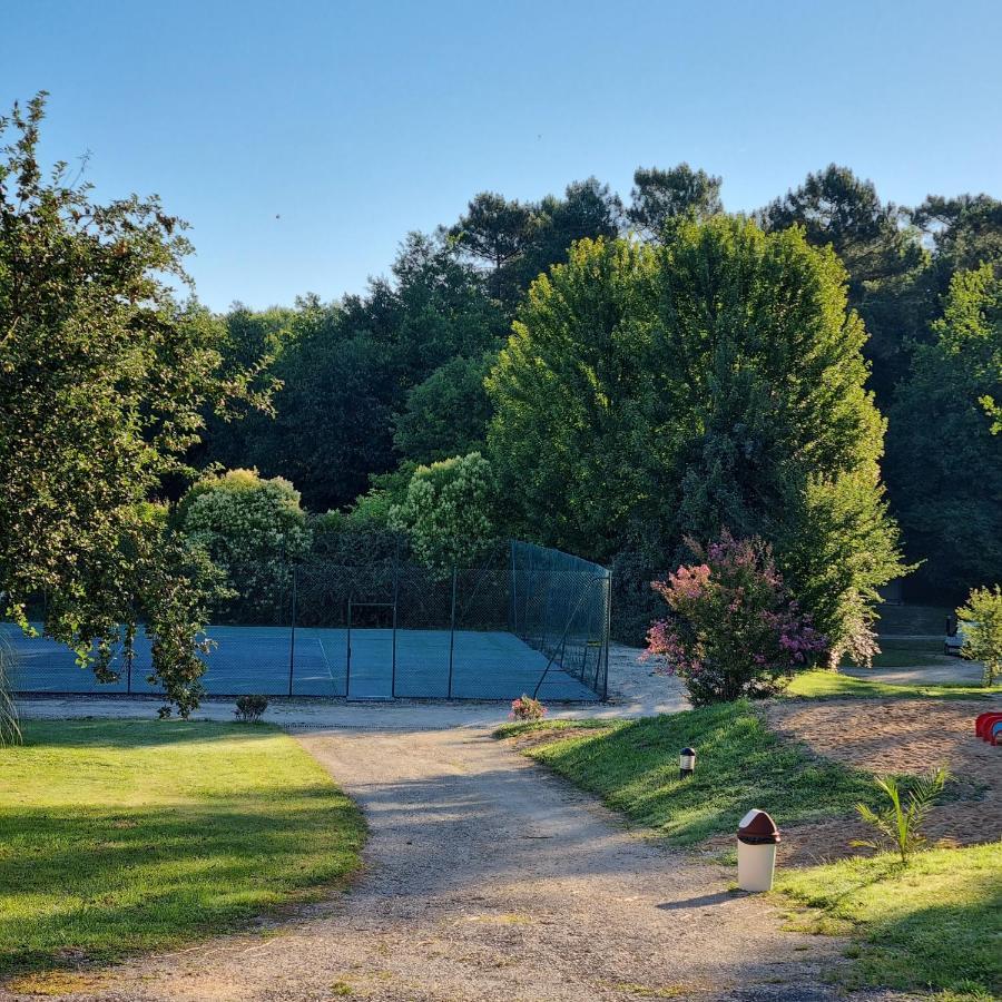 La Forêt Enchantée Cornille  Exterior foto